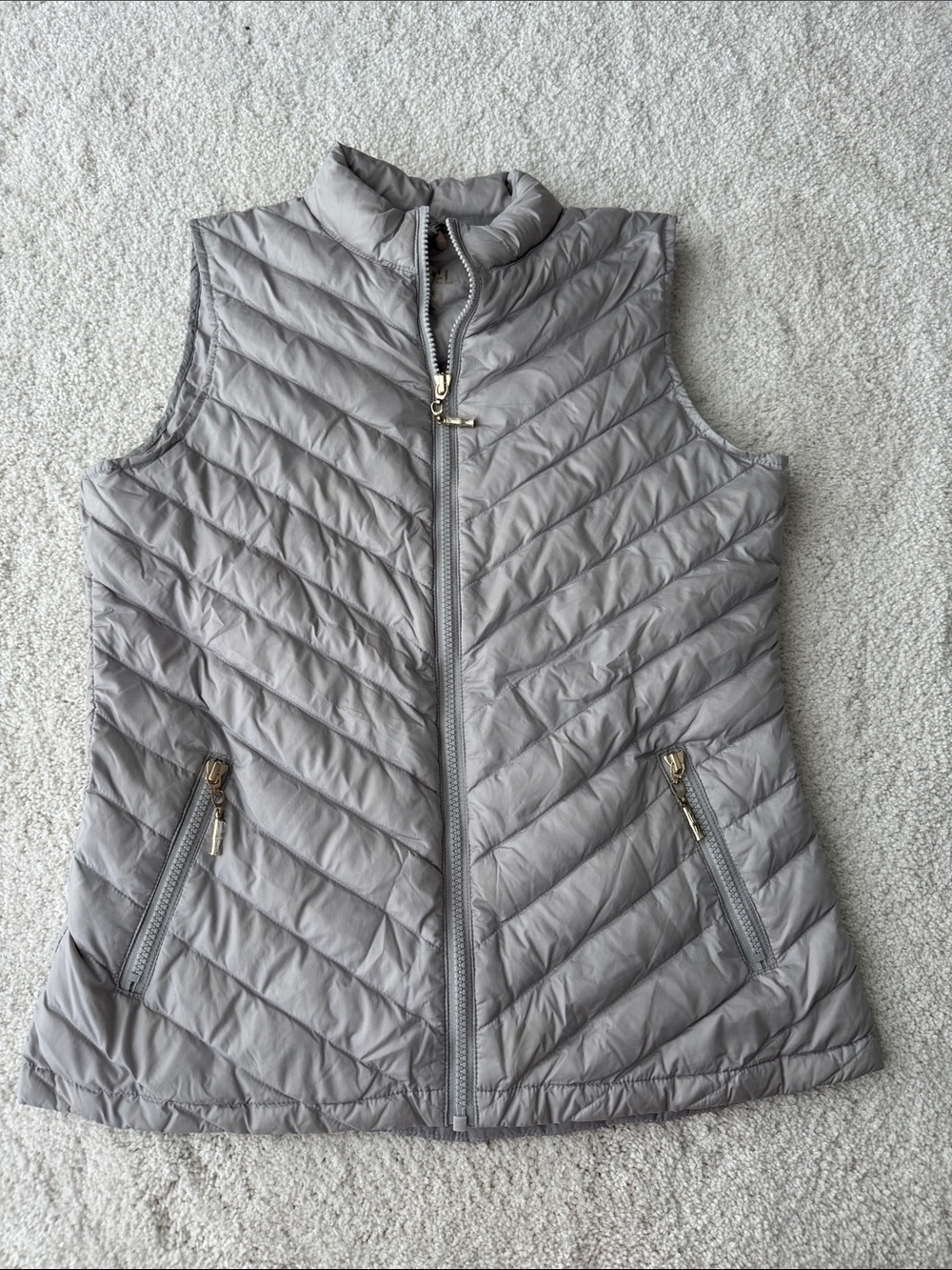 J. McLaughlin Light Gray Quilted Puffer Vest